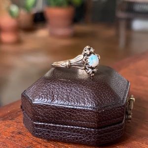 Antique 10kt Gold Opal and Pearl Ring